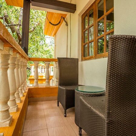Coco Goa Hotel Arpora Exterior foto