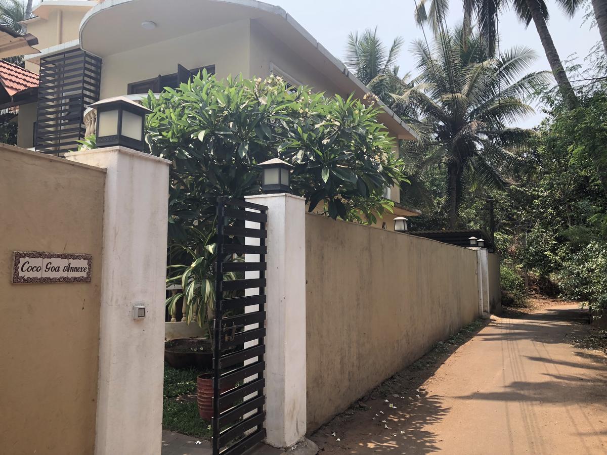 Coco Goa Hotel Arpora Exterior foto
