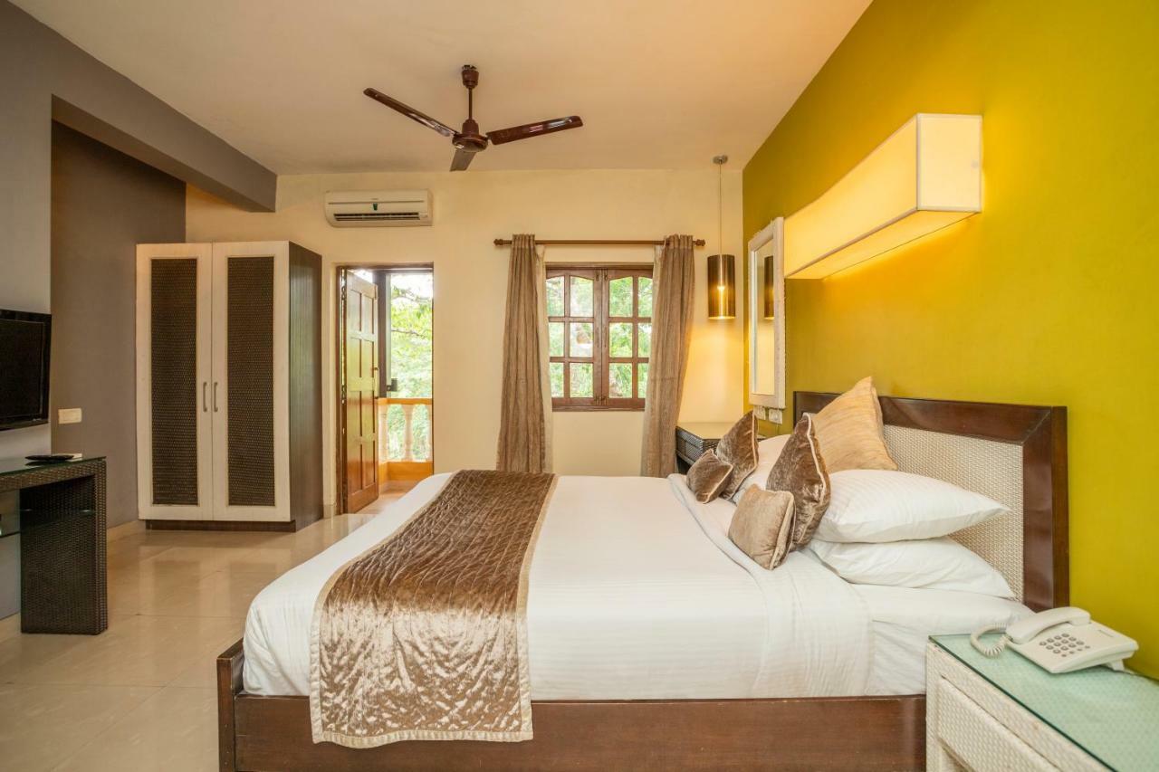 Coco Goa Hotel Arpora Exterior foto