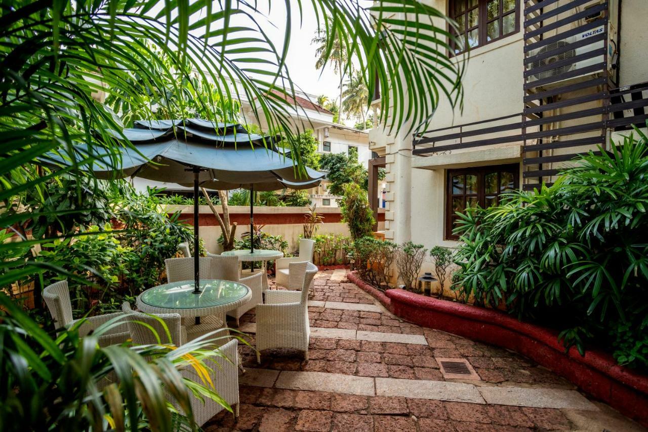 Coco Goa Hotel Arpora Exterior foto