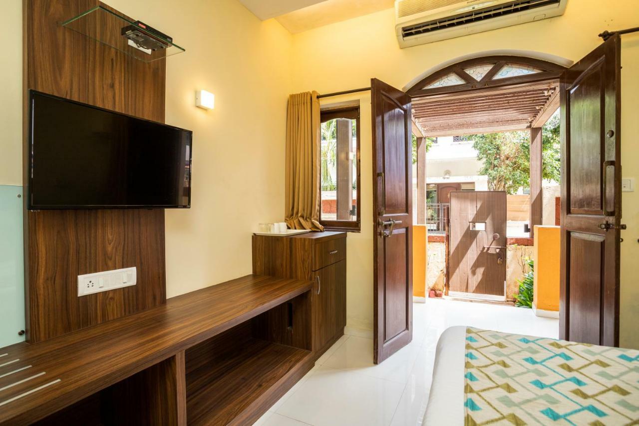 Coco Goa Hotel Arpora Exterior foto