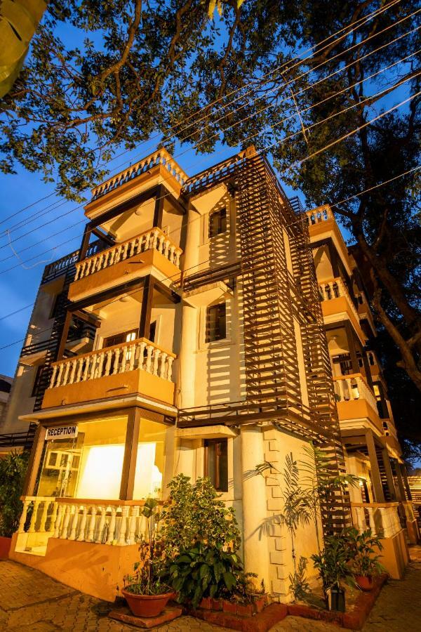 Coco Goa Hotel Arpora Exterior foto